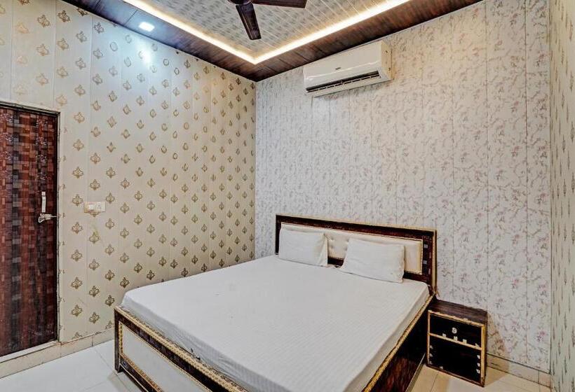 فندق Oyo Krishna Restaurant Near Line Paar