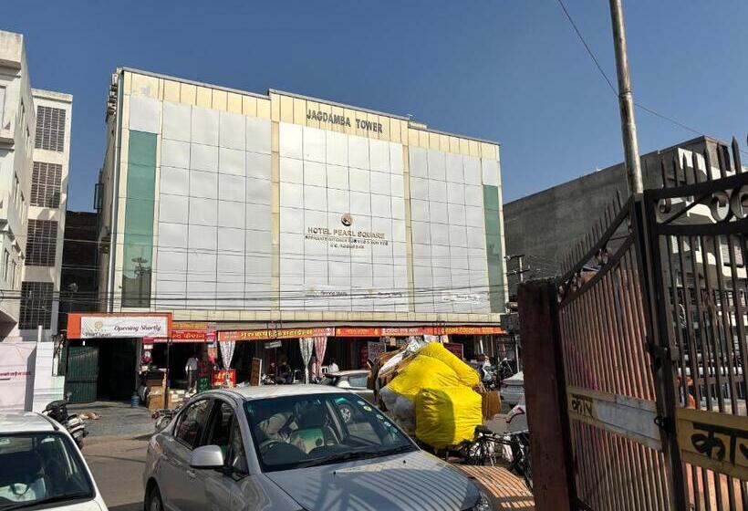 Fabhotel Pearl Square