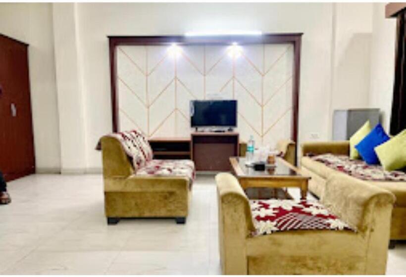 ホテル Shri Ram International Varanasi
