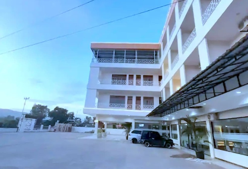 ホテル Solok Premier