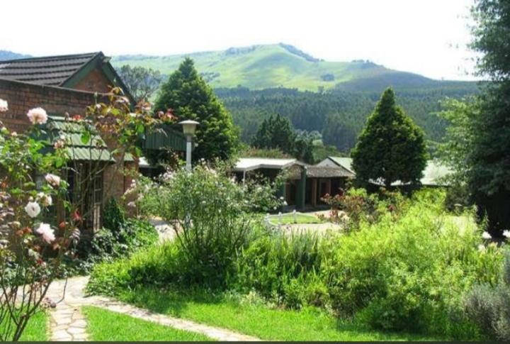 בית מלון כפרי The Oaks