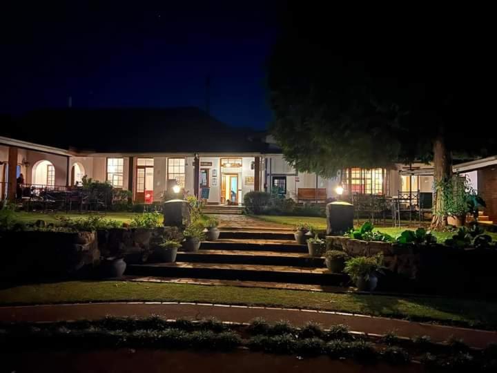 בית מלון כפרי The Oaks