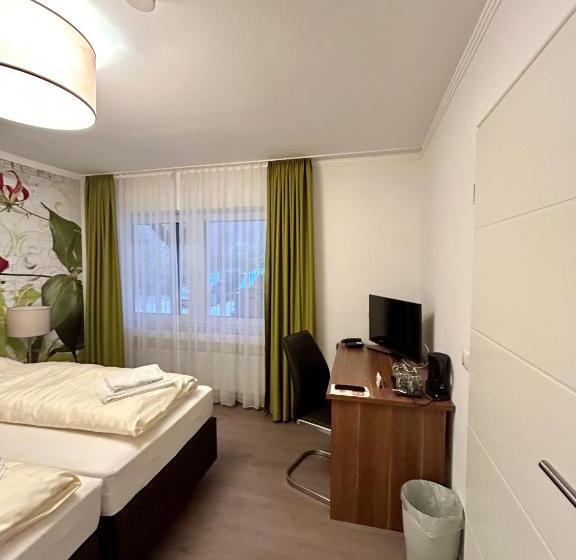 فندق Waldgasthof Im Schwall