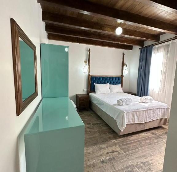 İli̇a Buti̇k Otel