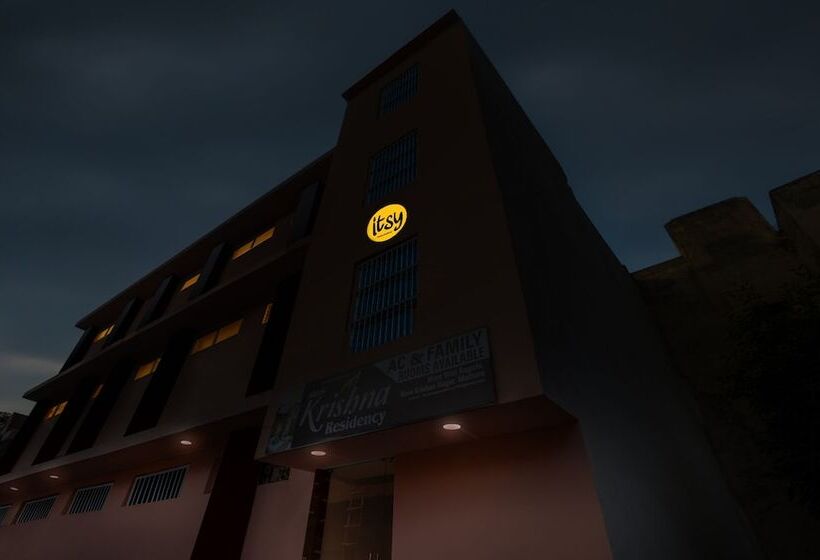 Itsy Hotels Krishna Residency, Govardhan Chauraha