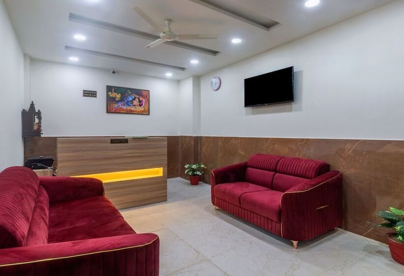 Itsy Hotels Krishna Residency, Govardhan Chauraha