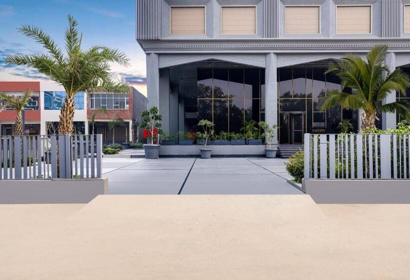 Lemon Tree Hotel, Hisar