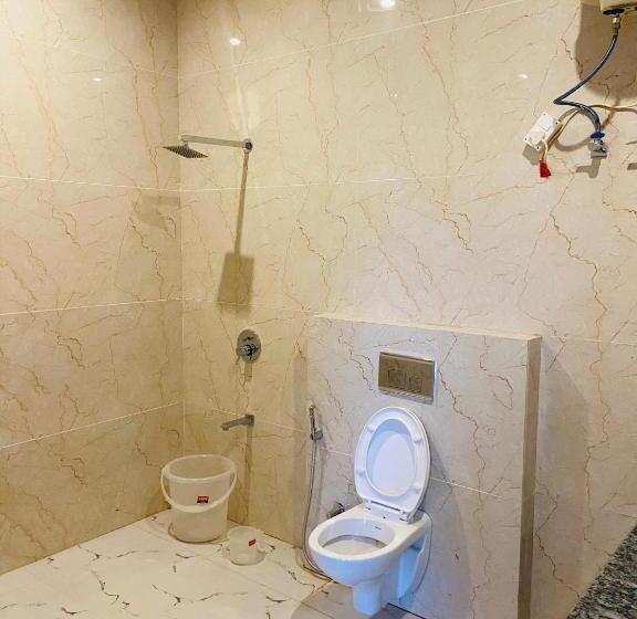 New Corbett Hotel And Resort