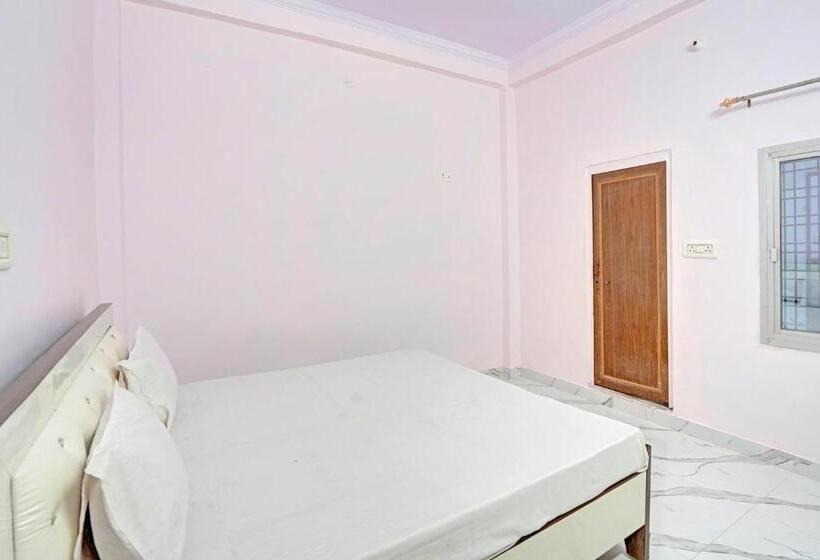 Oyo Hotel Classic Villa