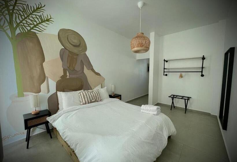 Pension (Hôtel basse catégorie) 1 Corcega Beachfront Suites