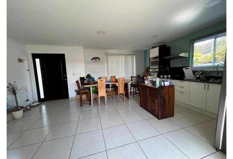 بنسيون Casa La Luz