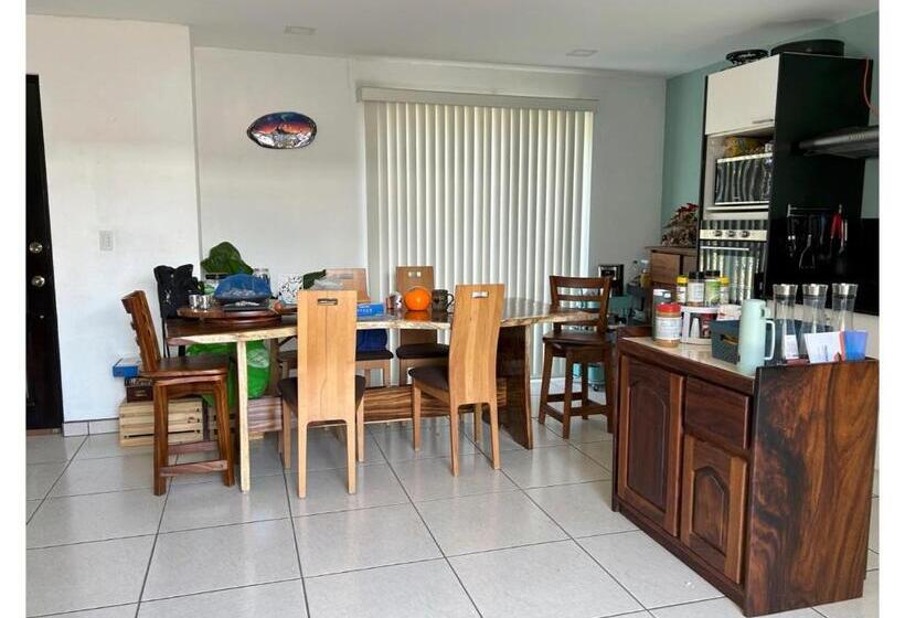 بنسيون Casa La Luz