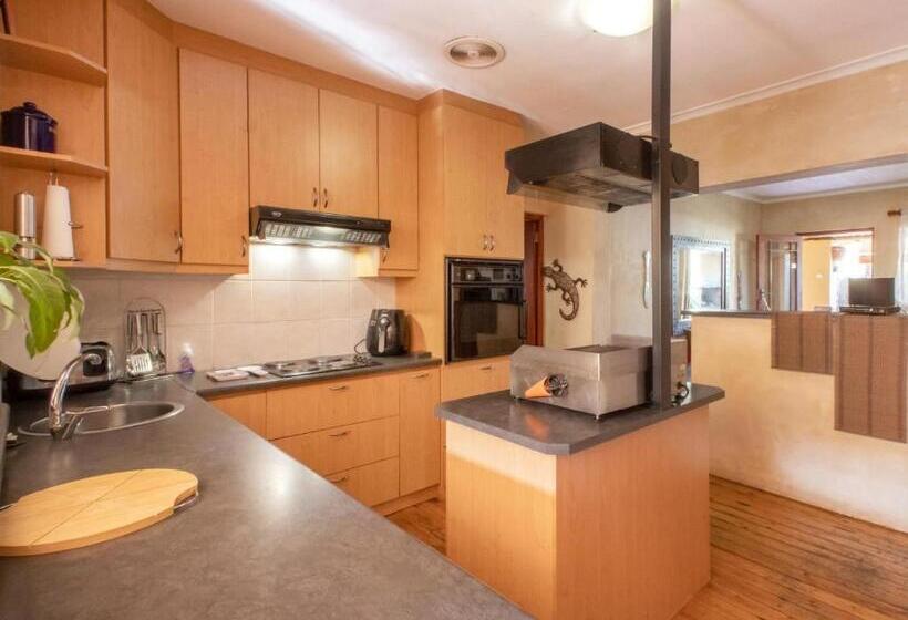 بنسيون Dai Heka Guest House