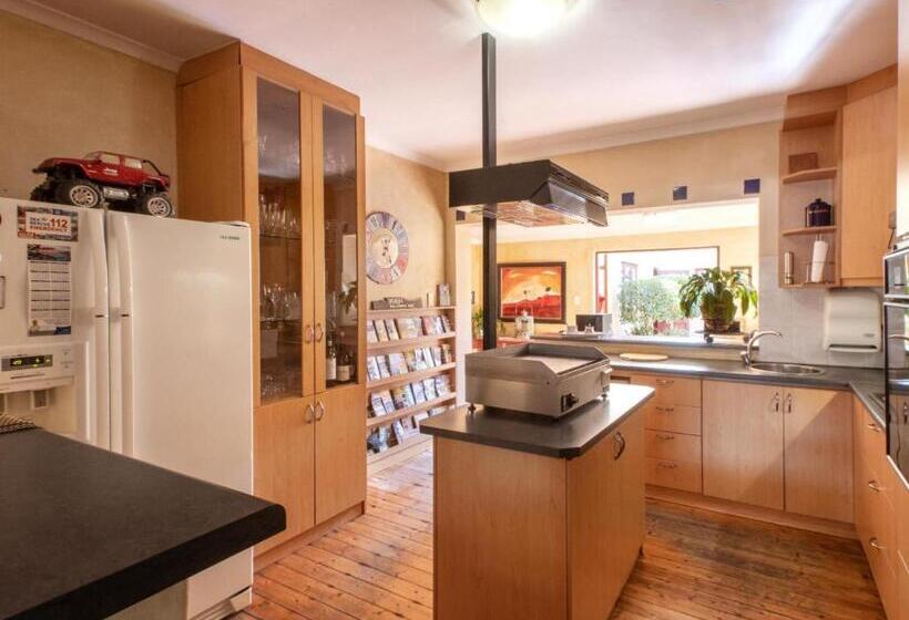 بنسيون Dai Heka Guest House