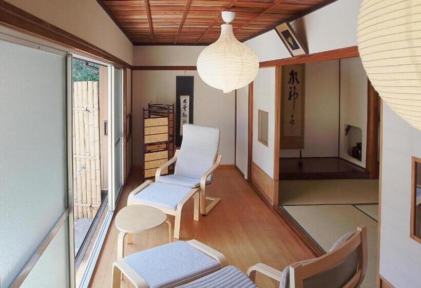 Pensão Guesthouse & Sauna 杜（mori）