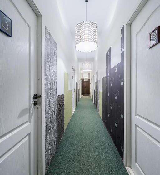 پانسیون Halės Self Check In Guest House