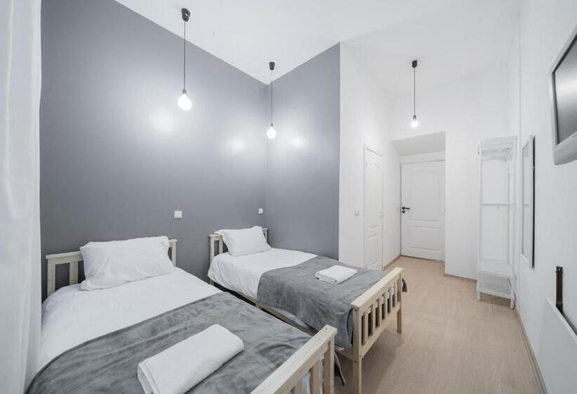 پانسیون Halės Self Check In Guest House