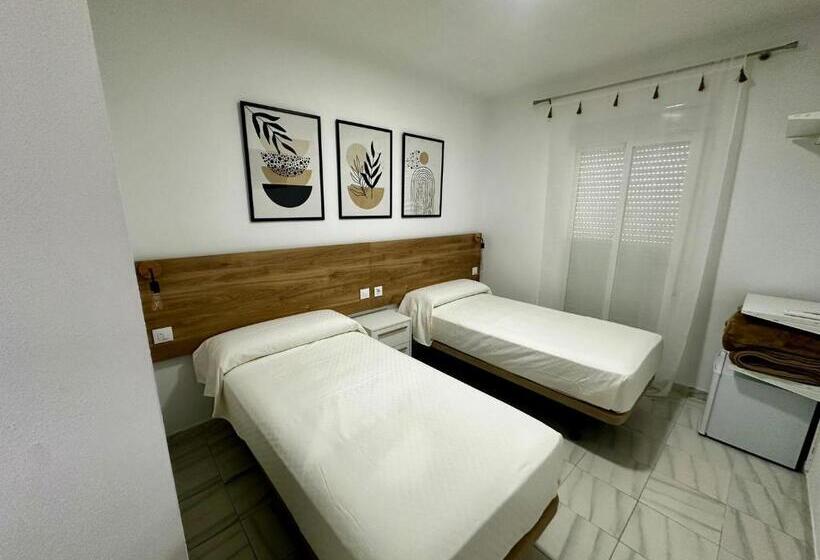 Pensão Hostal Merino Jédula