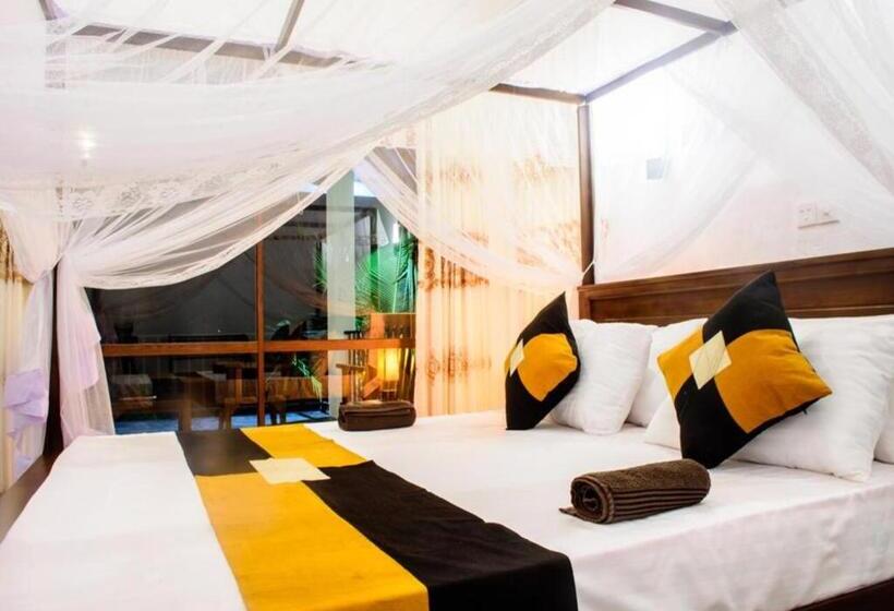 ペンション Kurundu Wadiya