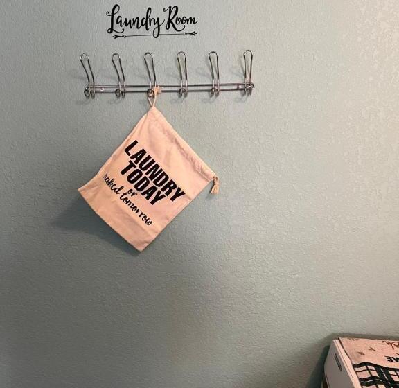 بنسيون La Adventura Villa