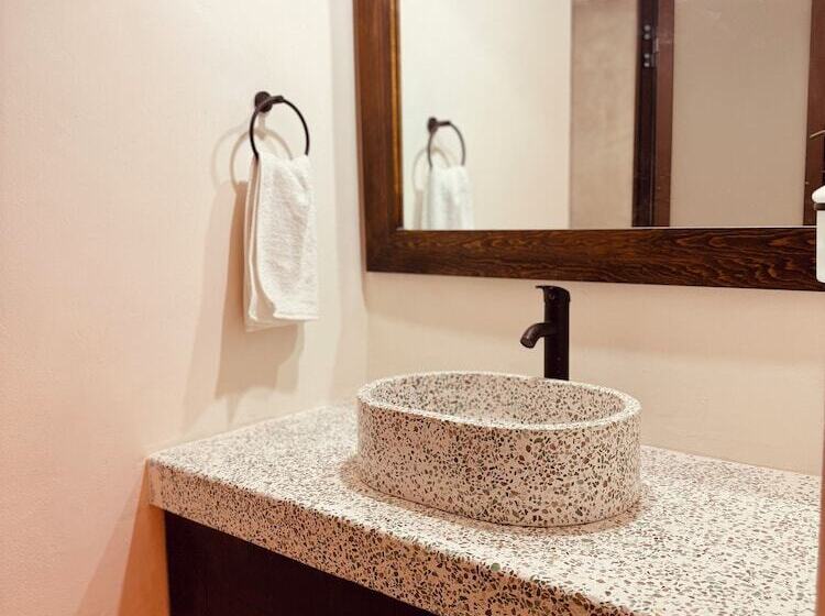 פנסיון Lidia Anturios Suites