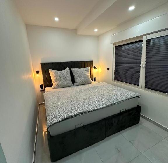 Пансион Moparts