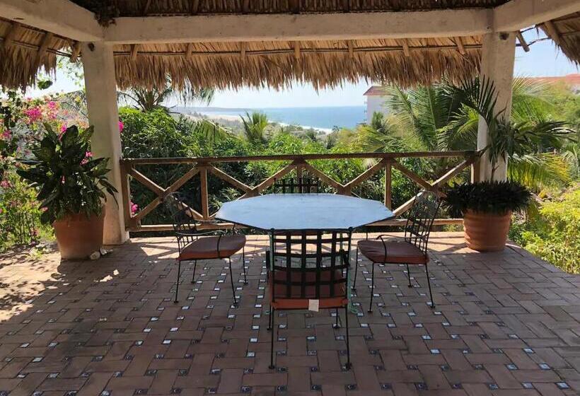 پانسیون Museo Viscuso   Ospitalità Six Edens