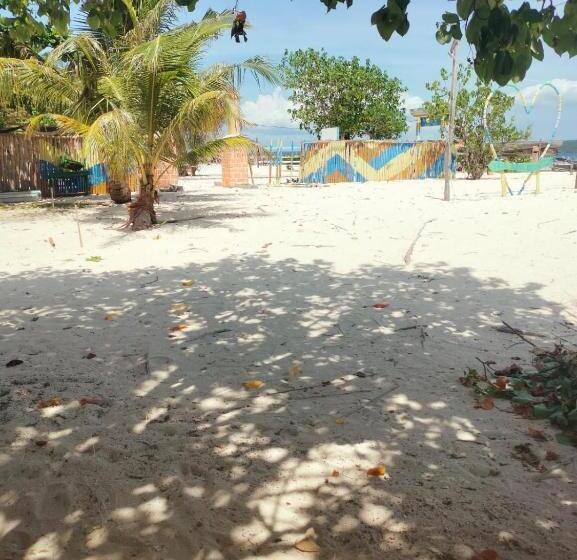 펜션 Ocean Holiday Liukang