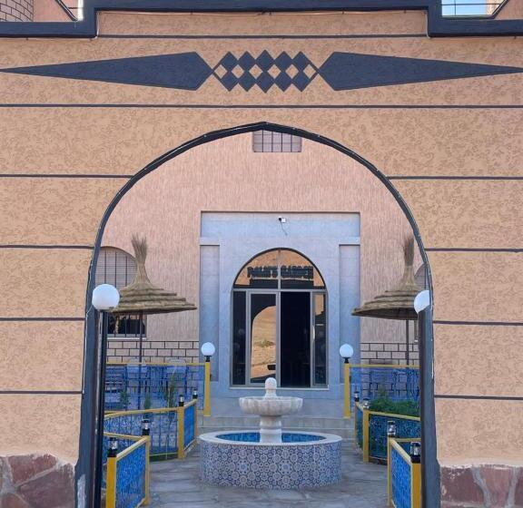 پانسیون Palms Garden