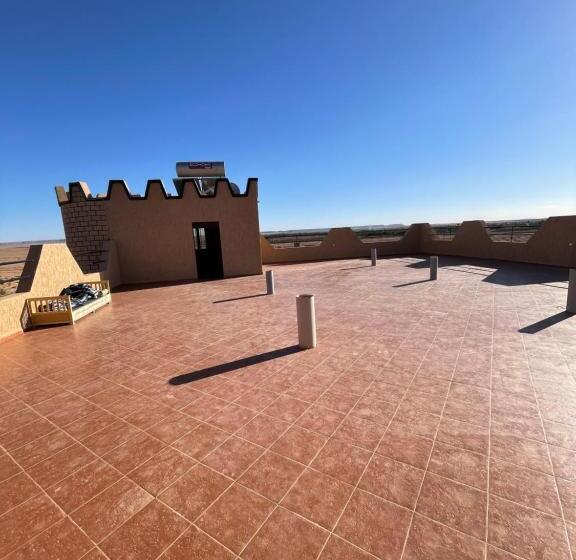 پانسیون Palms Garden