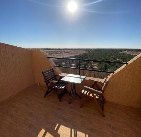 پانسیون Palms Garden