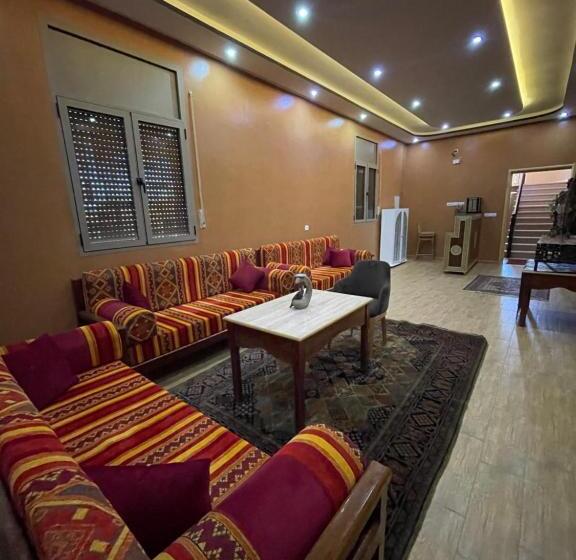 پانسیون Palms Garden