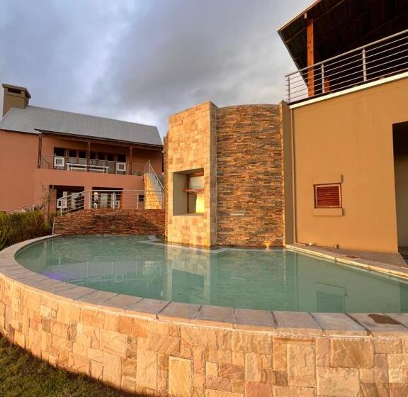 פנסיון Segulah Guesthouse