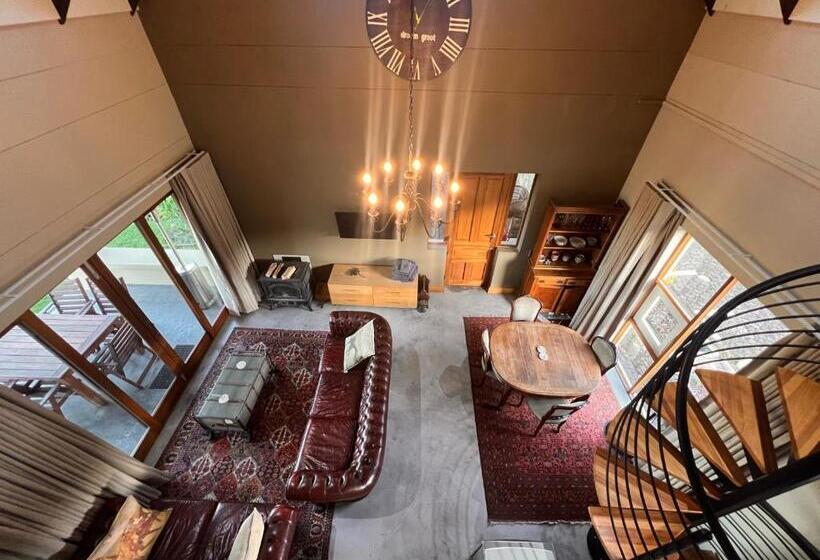 פנסיון Segulah Guesthouse