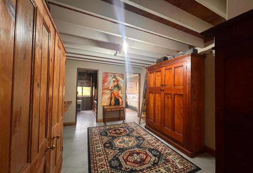 פנסיון Segulah Guesthouse