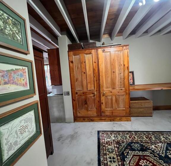 פנסיון Segulah Guesthouse