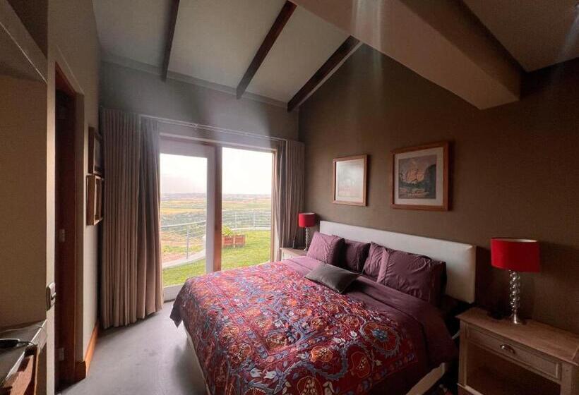 פנסיון Segulah Guesthouse