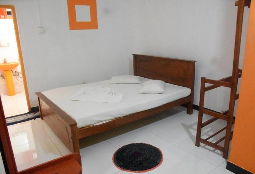 פנסיון Senasuma Family Rest