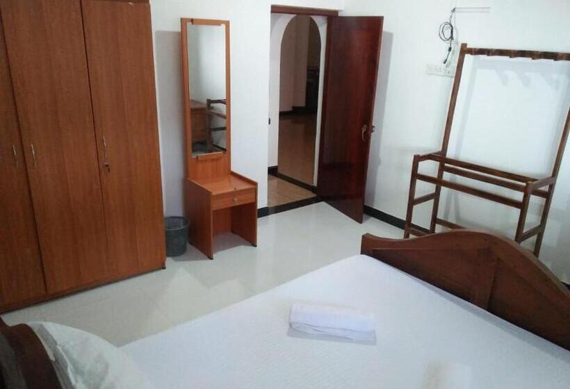 פנסיון Senasuma Family Rest