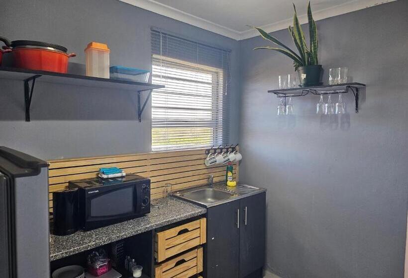 פנסיון Zufike Guesthouse