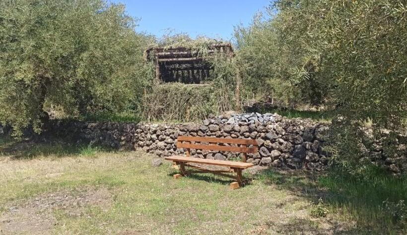 منتجع Podere Dell Etna Segreta   Essential Nature