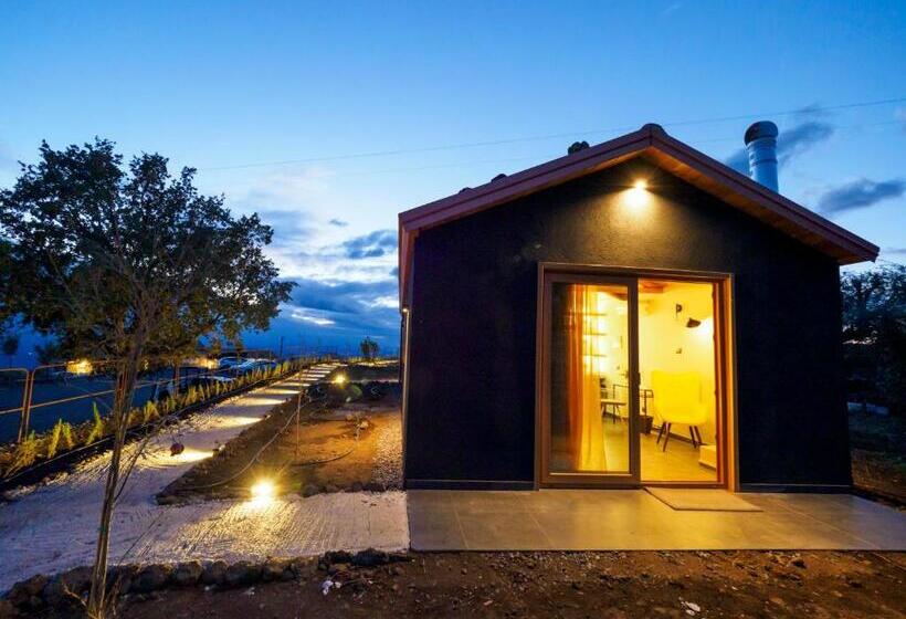 אתר נופש Podere Dell Etna Segreta   Essential Nature