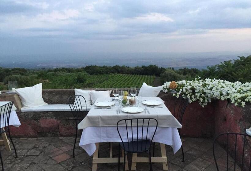 אתר נופש Podere Dell Etna Segreta   Essential Nature