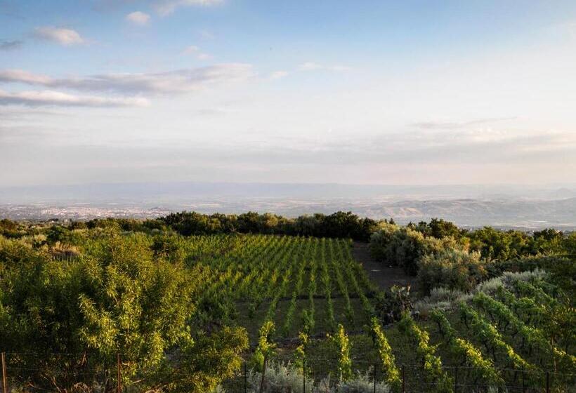 אתר נופש Podere Dell Etna Segreta   Essential Nature