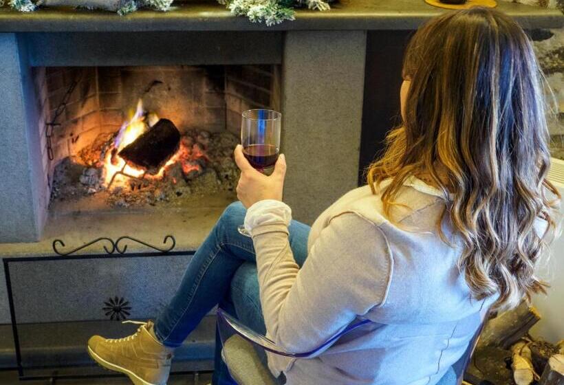 אתר נופש Podere Dell Etna Segreta   Essential Nature