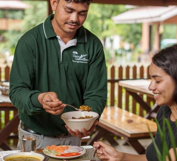 אתר נופש Vann Vaikuntham