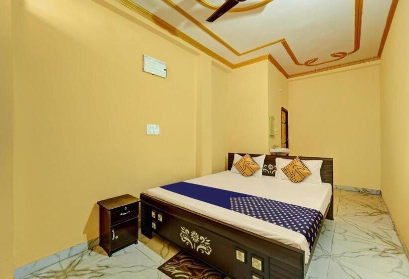 Spot On Hotel Royal Palace