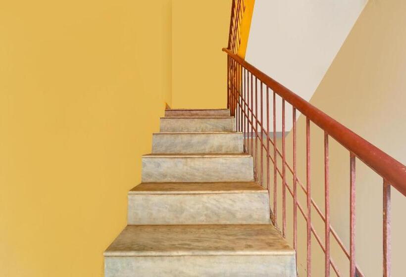 Spot On Hotel Royal Palace