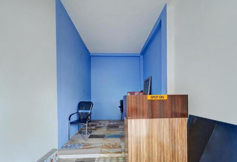 Spot On Hotel Royal Palace