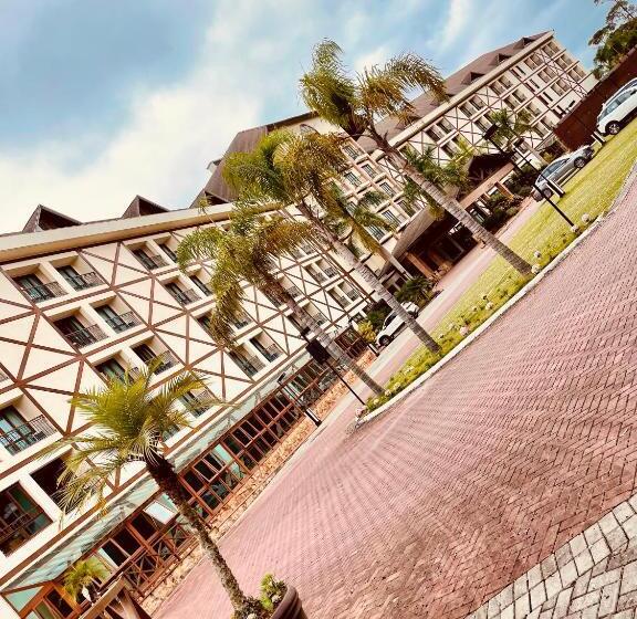 Suíte Vista Azul Frente Para Pedra Azul